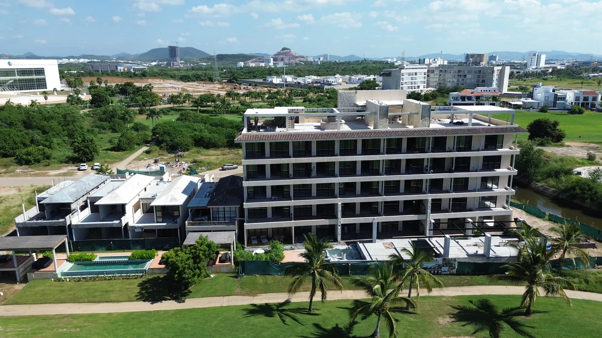 proyectos inmobiliarios en Marina Mazatlán